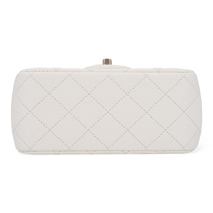 CHANEL 23C White Lambskin Pearl Crush Mini Square Flap Bag - Replica Handbags Shopping
.com