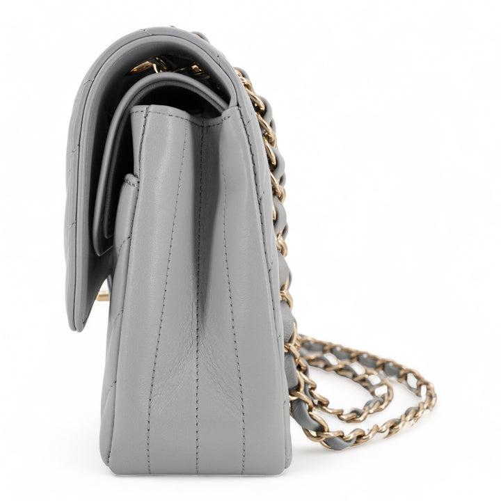 CHANEL Medium Chevron Classic Double Flap Bag in 20S Grey Lambskin - Replica Handbags Shopping
.com