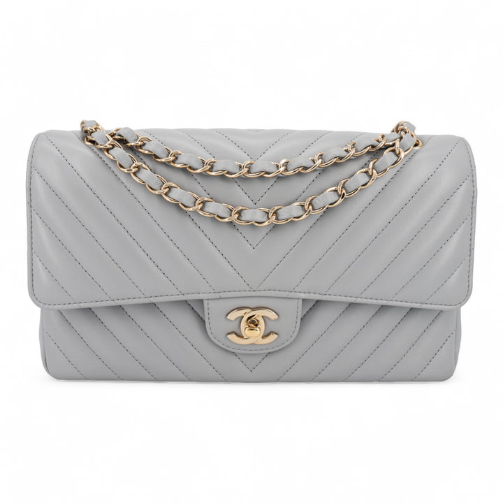 CHANEL Medium Chevron Classic Double Flap Bag in 20S Grey Lambskin - Replica Handbags Shopping
.com