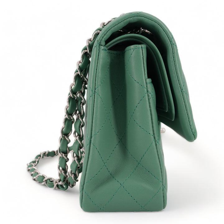 CHANEL Green Lambskin Medium Classic Double Flap Bag - Replica Handbags Shopping
.com