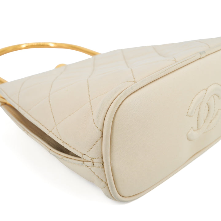 CHANEL Vintage Gold Metal Top Handle Kelly Bag in Beige Lambskin - Replica Handbags Shopping
.com