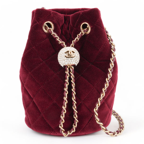 CHANEL Pearl Crush Crystal Ball Mini Bucket Bag in Burgundy Red Velvet - Replica Handbags Shopping
.com