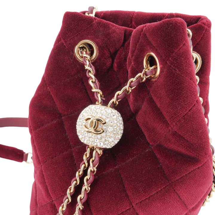 CHANEL Pearl Crush Crystal Ball Mini Bucket Bag in Burgundy Red Velvet - Replica Handbags Shopping
.com