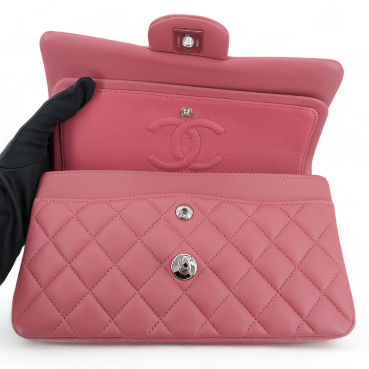 CHANEL Small Classic Double Flap Bag in 19B Pink Lambskin - Replica Handbags Shopping
.com