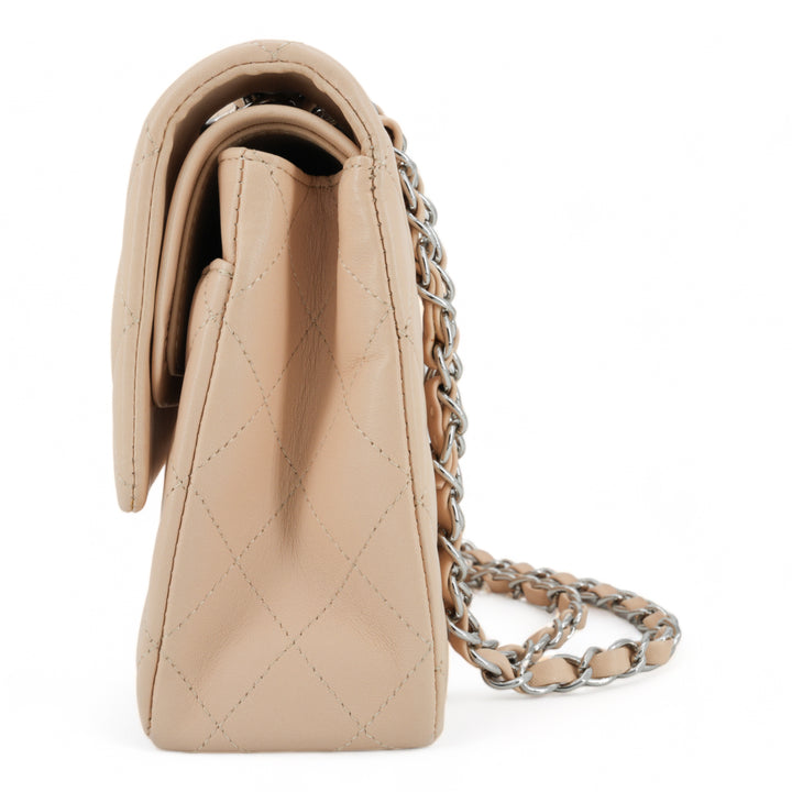 CHANEL Beige Clair Lambskin Medium Classic Double Flap Bag - Replica Handbags Shopping
.com