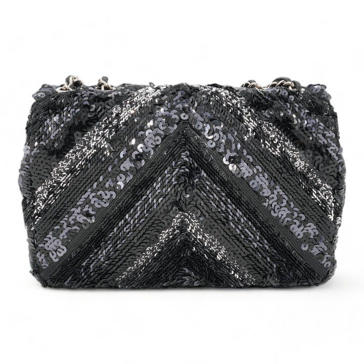 CHANEL Black Chevron Sequin Mini Flap Bag - Replica Handbags Shopping
.com