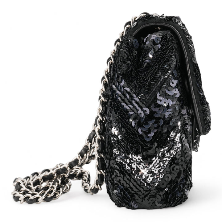 CHANEL Black Chevron Sequin Mini Flap Bag - Replica Handbags Shopping
.com