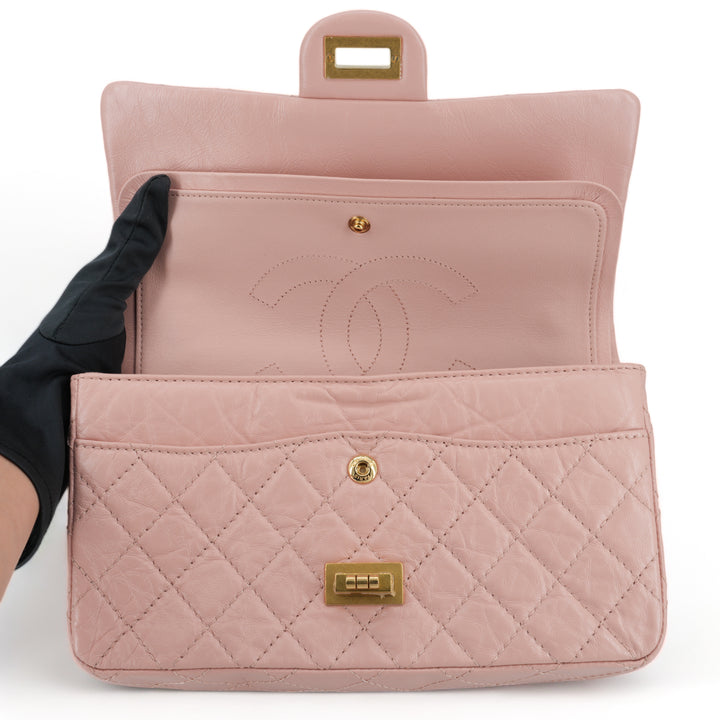 CHANEL 2.55 Reissue Flap Bag Size 225 in 19P Pink Aged Calfskin - Replica Handbags Shopping
.com