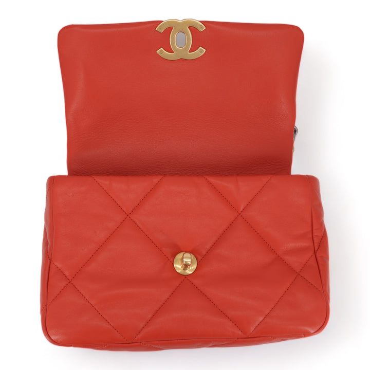 CHANEL CHANEL 19 Small Flap Bag in Red Lambskin - Replica Handbags Shopping
.com