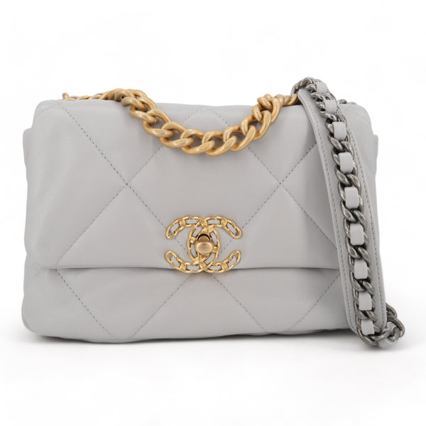 CHANEL CHANEL 19 Small Flap Bag in 21A Grey Lambskin - Replica Handbags Shopping
.com