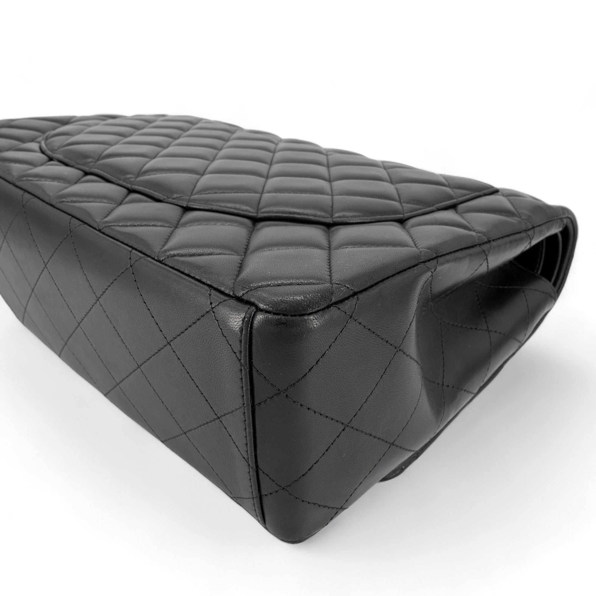 CHANEL Maxi Jumbo Classic Double Flap Bag in Black Lambskin GHW - Replica Shoes .com