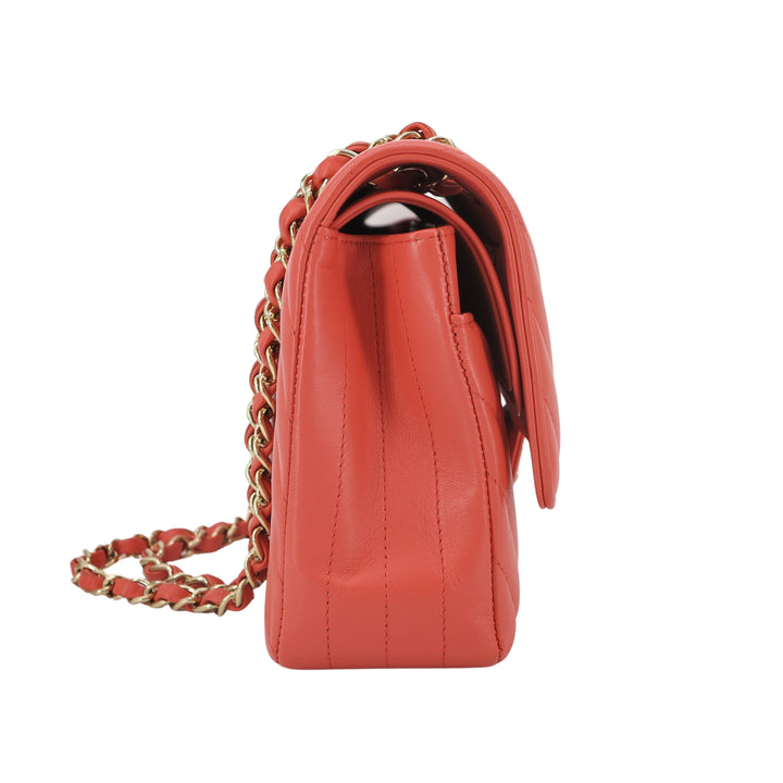 CHANEL Chevron Medium Classic Double Flap Bag in Pink Coral Red Lambskin - Replica Handbags Shopping
.com