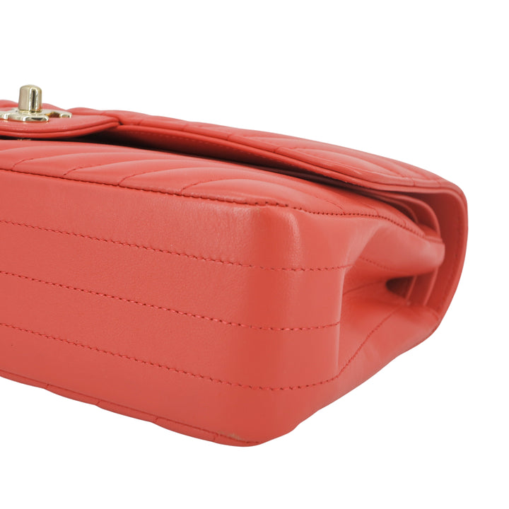 CHANEL Chevron Medium Classic Double Flap Bag in Pink Coral Red Lambskin - Replica Handbags Shopping
.com