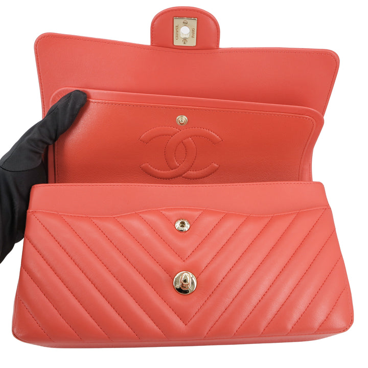 CHANEL Chevron Medium Classic Double Flap Bag in Pink Coral Red Lambskin - Replica Handbags Shopping
.com