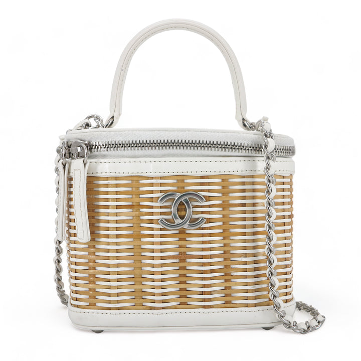 CHANEL White Rattan Wicker Small Vanity Case with Top Handle - Replica Handbags Shopping
.com