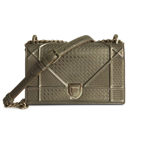 DIOR Small Diorama Bag in Gold Micro-Cannage Patent Leather - Replica Handbags Shopping
.com