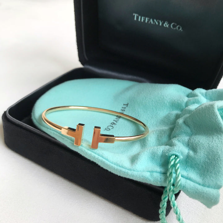 TIFFANY 
CO. T Wire Bracelet Regular Size Small in 18k Rose Gold - Replica Handbags Shopping
.com