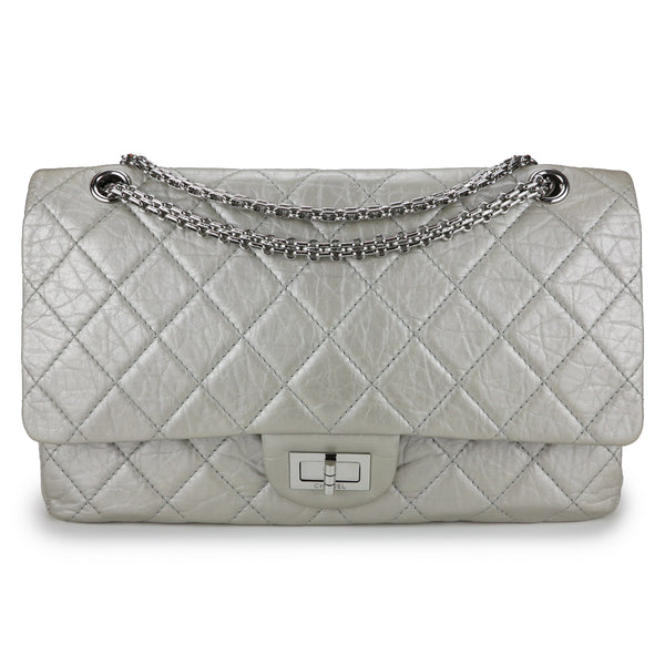 CHANEL 2.55 Reissue Flap Bag Size 227 in Cream SIlver Aged Calfskin - Replica Handbags Shopping
.com