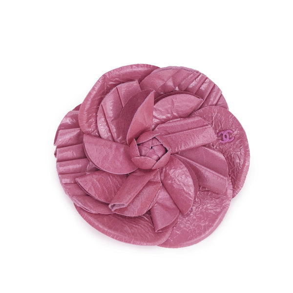 CHANEL Camillia Brooch in Pink Patent Leather - Replica Handbags Shopping
.com