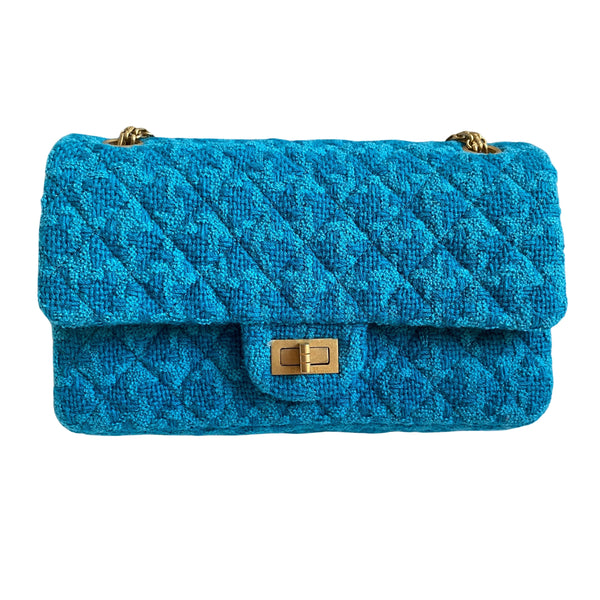 CHANEL 2.55 Reissue Flap Bag Size 225 in Turquoise Houndstooth Tweed - Replica Handbags Shopping
.com