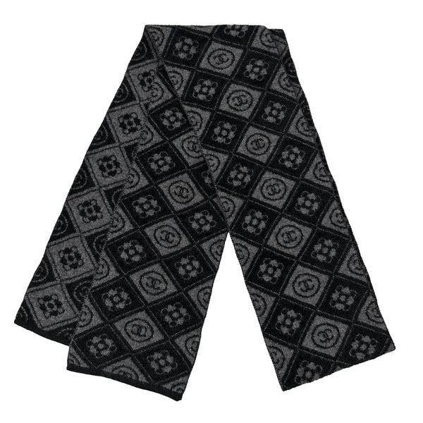 CC Logo Monogram Cashmere Scarf in Black Grey