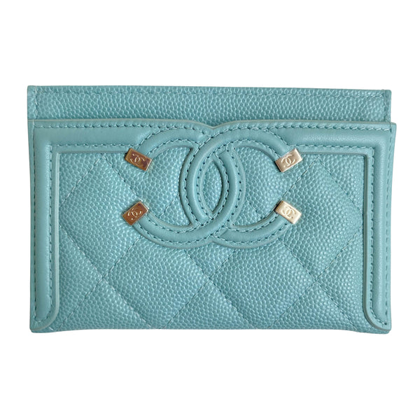 CHANEL Filigree Card Holder in 20C Tiffany Blue Caviar - Replica Handbags Shopping
.com