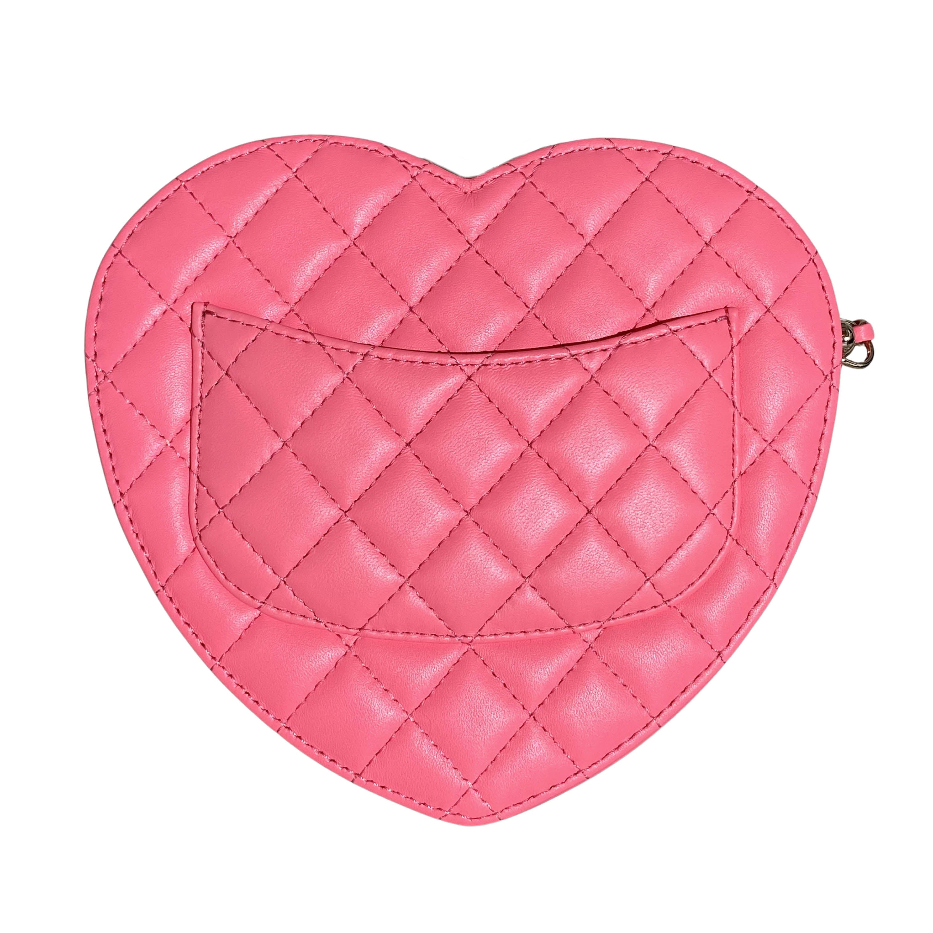 CHANEL 22S Large Heart Bag in Pink Lambskin - Replica Shoes .com