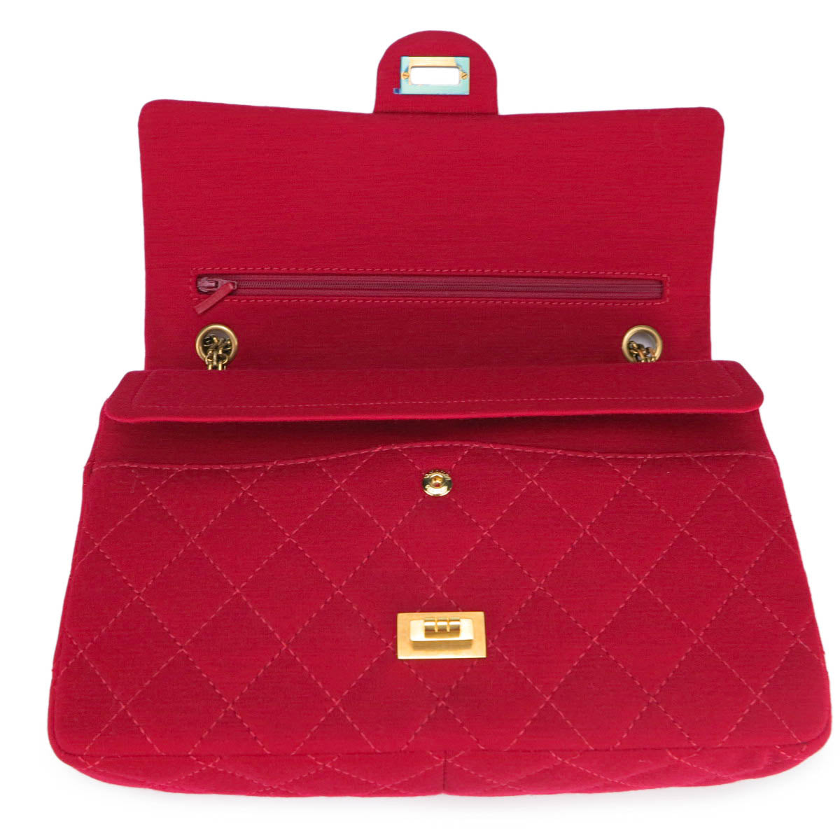 CHANEL 2.55 Reissue Flap Bag Size 226 in Red Jersey - Replica Shoes .com